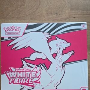 Pokemon Scarlet & Violet White Flare Card Game - Red and White